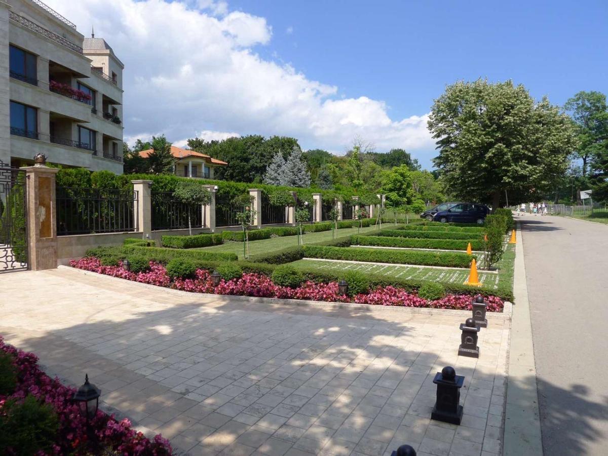 Sea Garden Apartment Varna Exterior photo