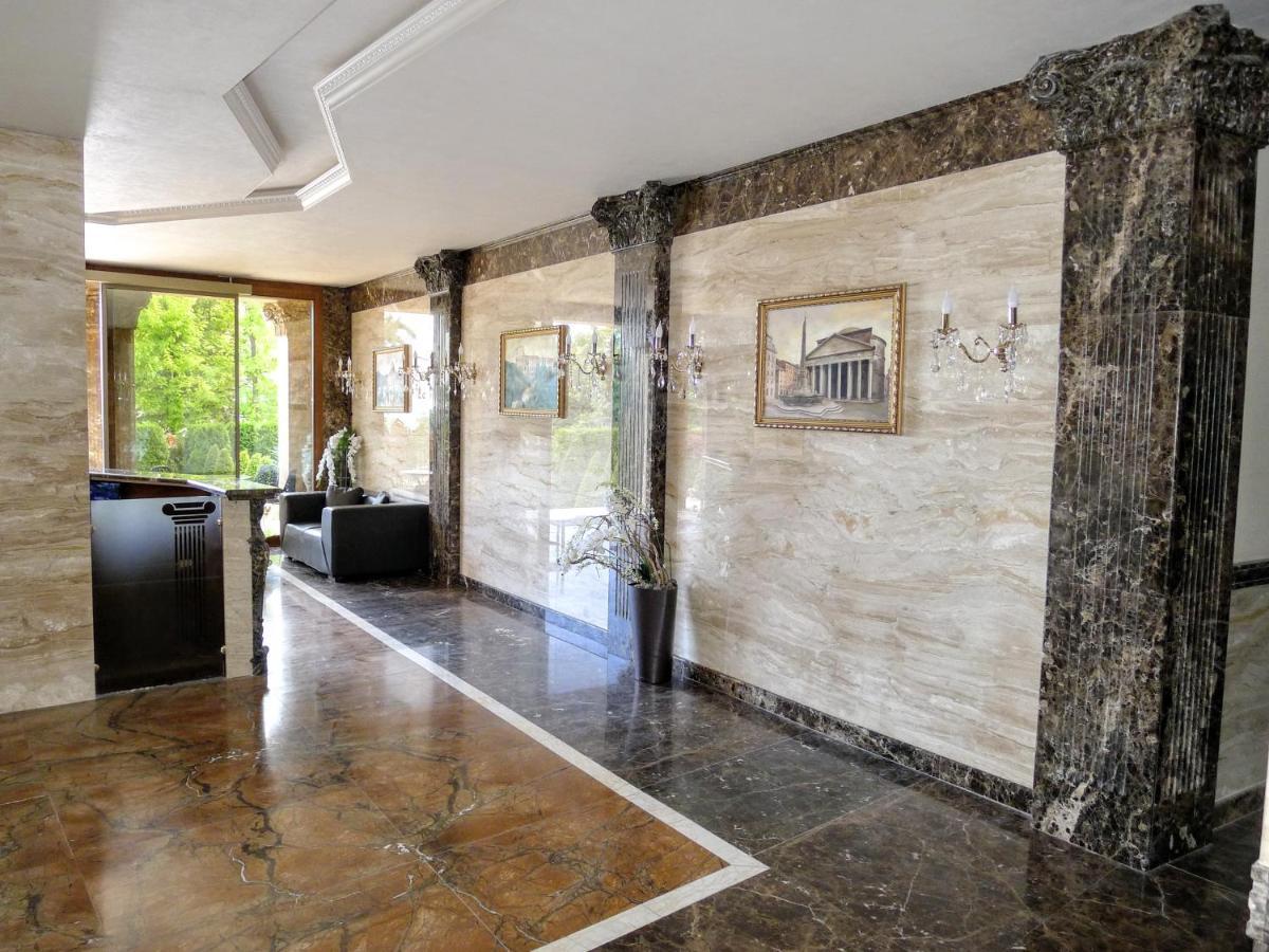 Sea Garden Apartment Varna Exterior photo